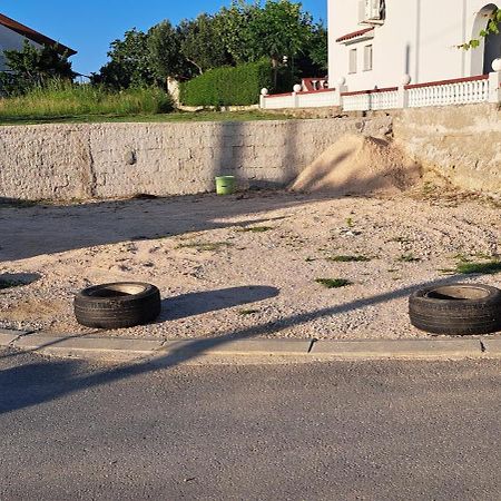 Apartmani Ana-Lora Lopar Luaran gambar