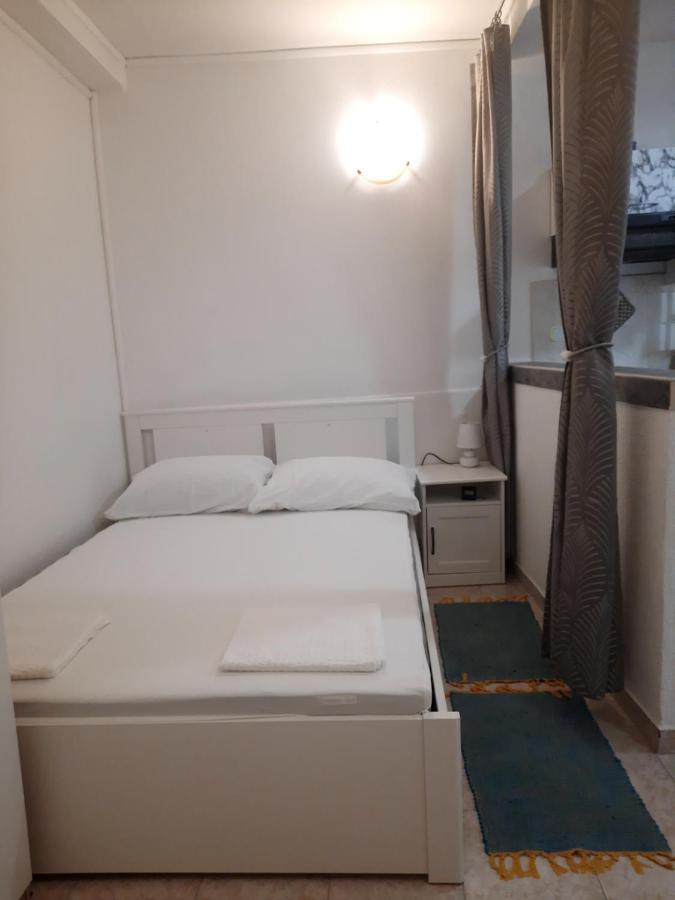 Apartmani Ana-Lora Lopar Luaran gambar