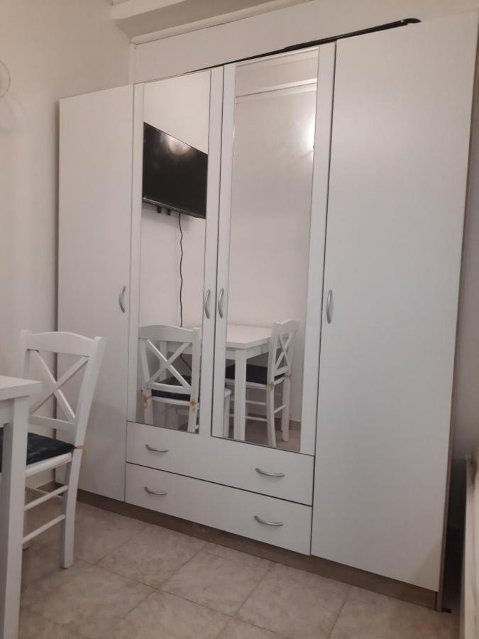 Apartmani Ana-Lora Lopar Luaran gambar